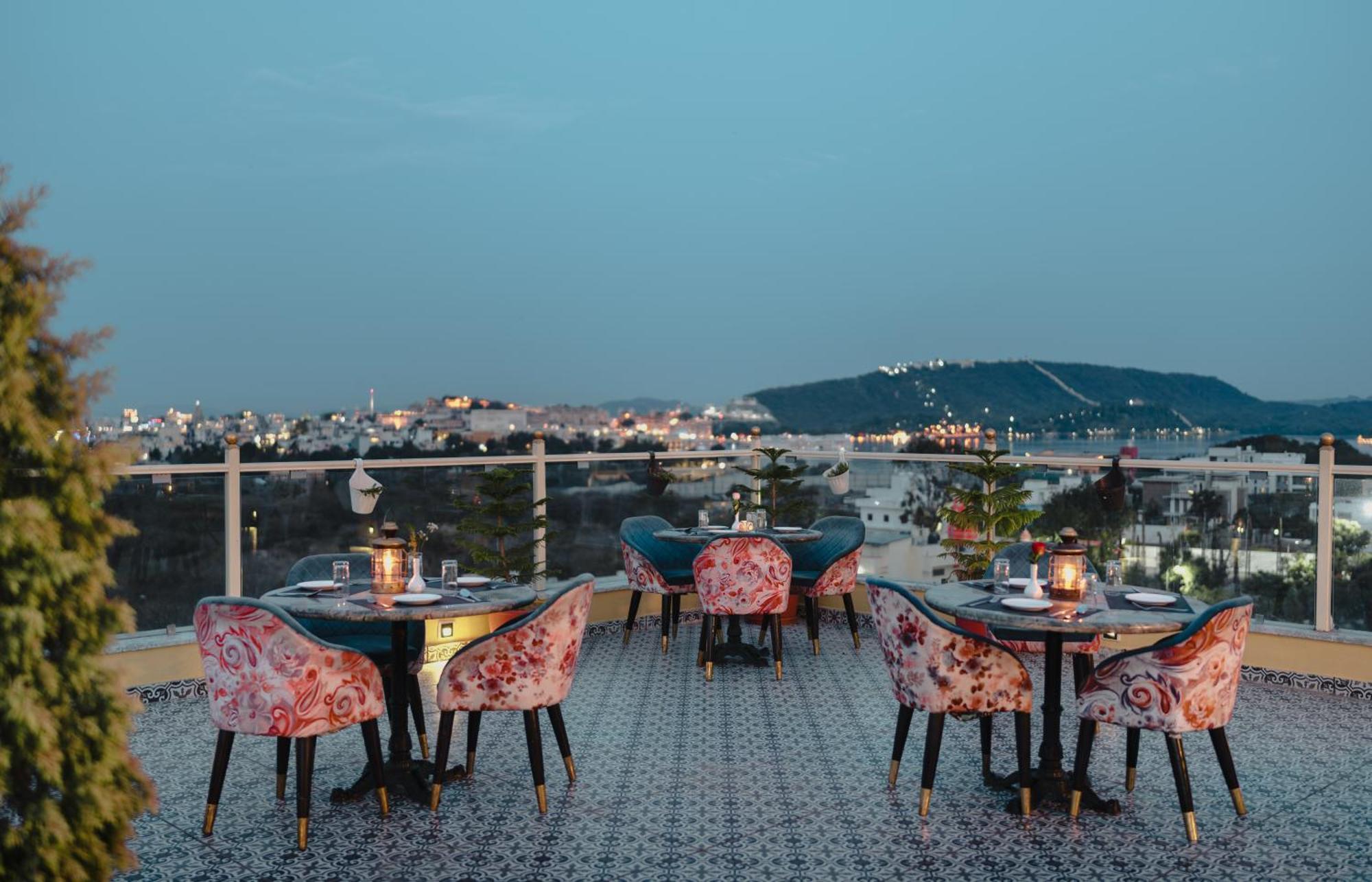 The Chronicles - Near The Lake Pichola Udaipur Exteriör bild